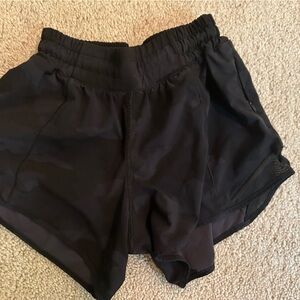 Lululemon Black Camouflage Hotty Hot Shorts 4” inseam